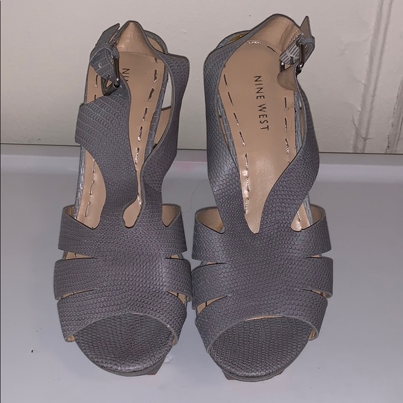 Nine West NEVER WORN platform shoes - Picture 2 of 5